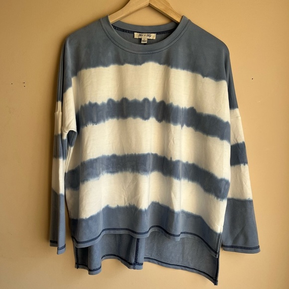 She + Sky Blue and White Long Sleeve Crewneck Top - Picture 1 of 5